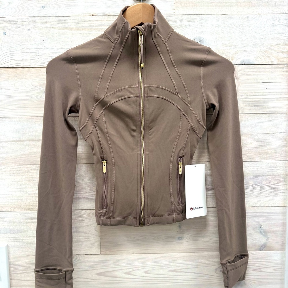 Lululemon 🍋 Define Cropped Jacket Nulu 🤎